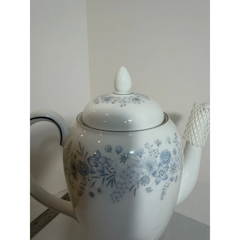 Wedgwood Belle Fleur Coffee Pot Bone China Blue Floral Silver Trim R4356 England